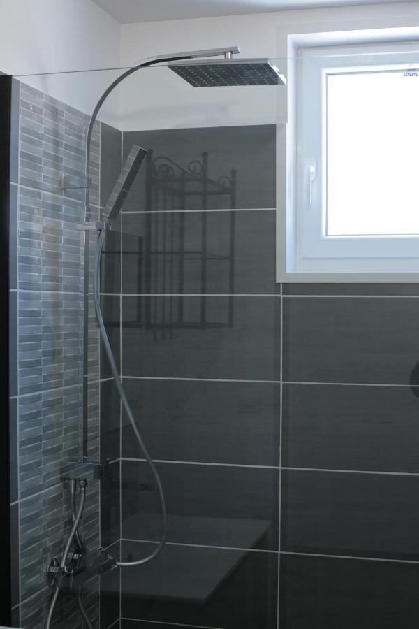 Rully House Apartment Ngoại thất bức ảnh